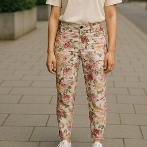LOVE CULTURE | Pink & Red Flower Jeans